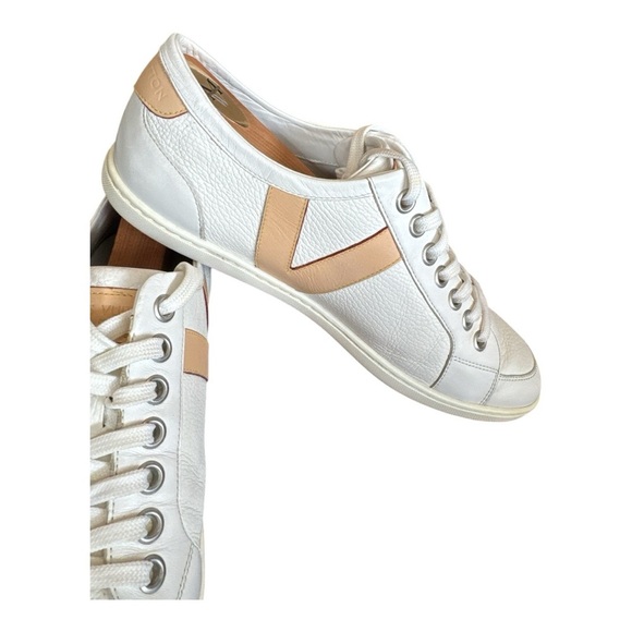 Men’s Louis Vuitton White Low Top Classic V Sneaker Sz 7.5/ US 8.5 - Picture 9 of 15